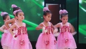 幼儿舞蹈一双小小手视频,童真舞动，手语传情